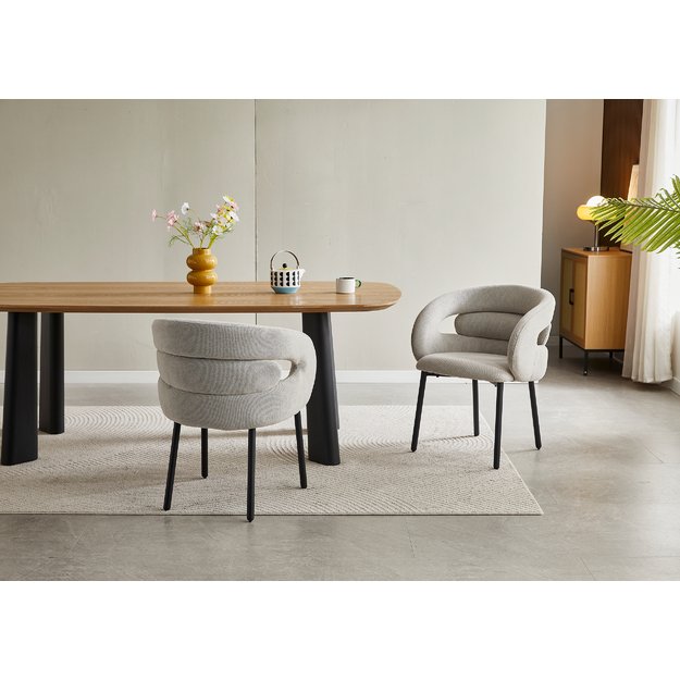 VECCI | valgomojo stalas 5