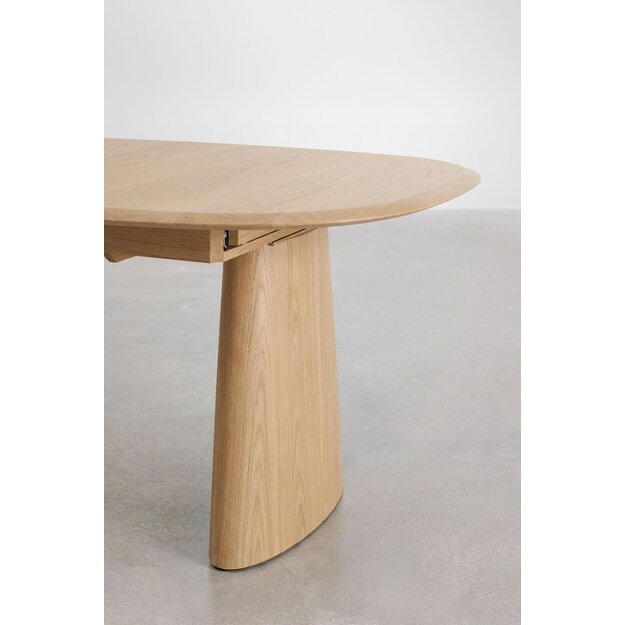 NEVETA | valgomojo stalas 19