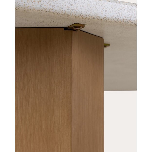 IKSERI | valgomojo stalas 10