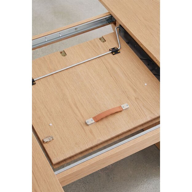 NEVETA | valgomojo stalas 7