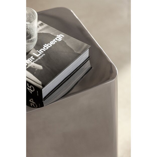 LARIQA | side table 3