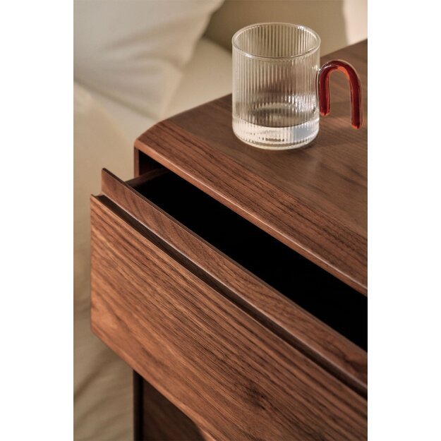 TRAVANI | bedside table 9